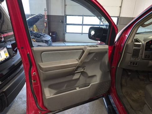Used 2006 Nissan Titan XE RWD image 10