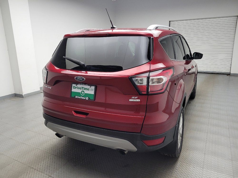 Used 2017 Ford Escape SE FWD image 7