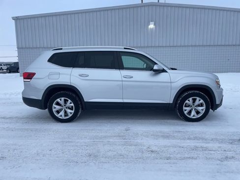 Used 2019 Volkswagen Atlas SE w/ Towing Package image 17
