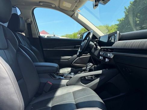 Used 2024 Kia Telluride EX AWD/4WD image 9