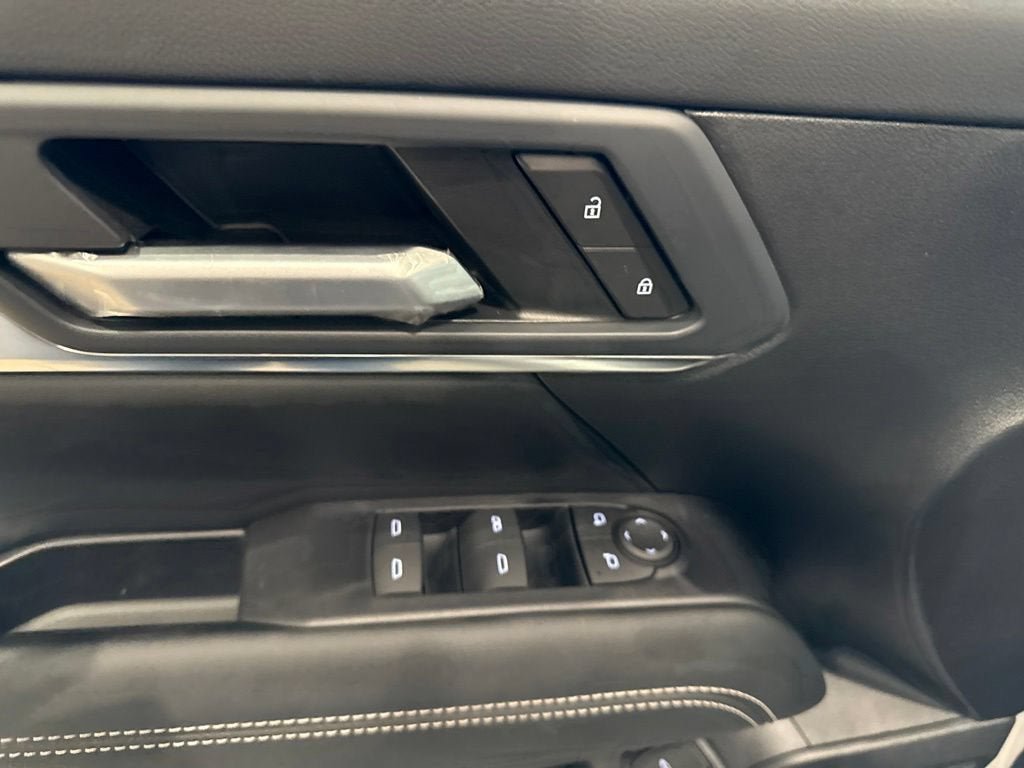 New 2027 GMC Terrain Elevation w/ Elevation Premium Package AWD/4WD image 23