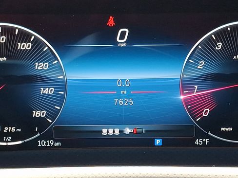 Used 2025 Mercedes-Benz CLA 250 4MATIC image 22