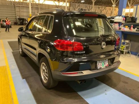 Used 2015 Volkswagen Tiguan S AWD/4WD image 3