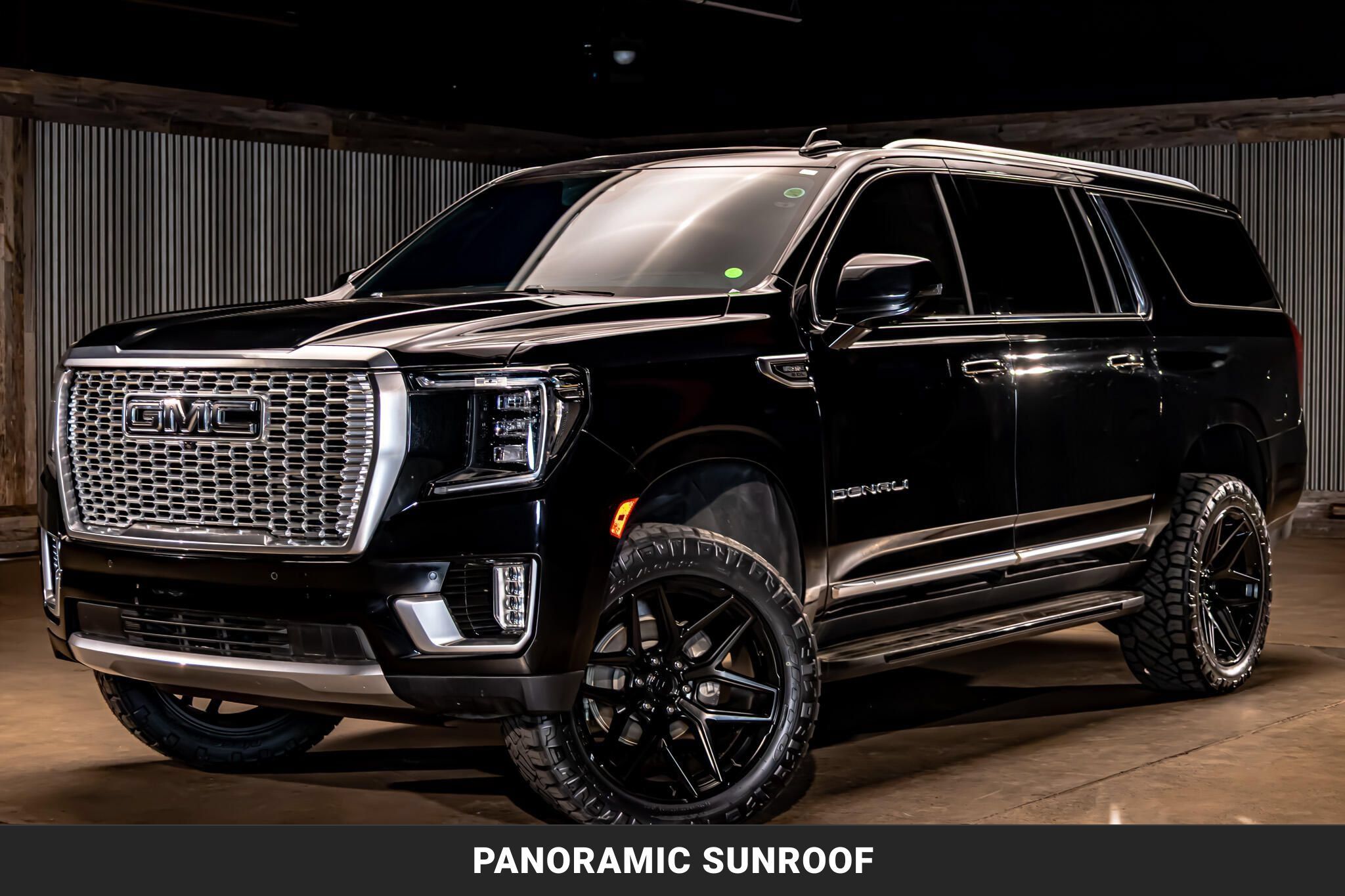 Used 2024 GMC Yukon XL Denali AWD/4WD image 5