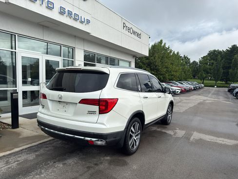Used 2016 Honda Pilot Touring image 3
