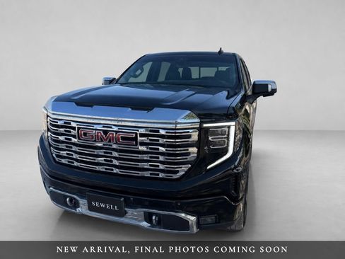 Used 2022 GMC Sierra 1500 Denali w/ Technology Package AWD/4WD image 5