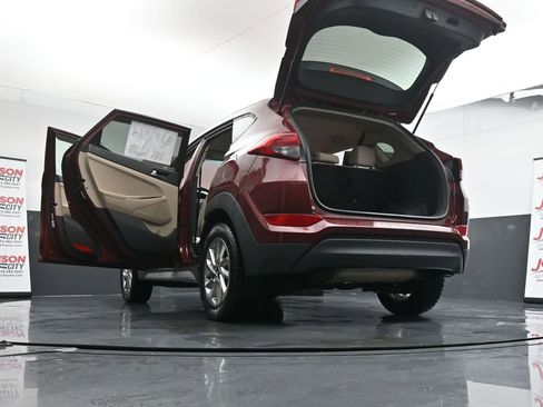 Used 2018 Hyundai Tucson SEL image 44