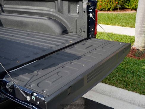 Used 2022 Ford F150 Raptor w/ Convenience Package image 81