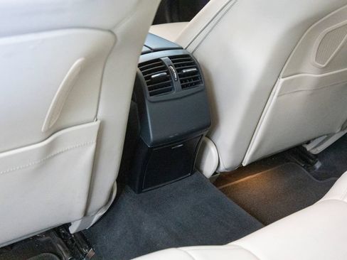 Used 2014 Mercedes-Benz E 63 AMG S-Model image 33