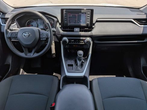 Used 2022 Toyota RAV4 LE FWD image 19