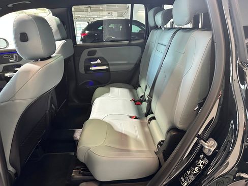 New 2026 Mercedes-Benz GLB 250 4MATIC image 14