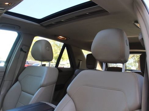 Used 2015 Mercedes-Benz ML 350 2WD image 21
