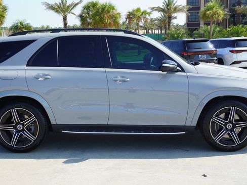 Used 2025 Mercedes-Benz GLE 450 4MATIC image 4