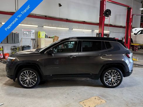 Certified 2023 Jeep Compass Limited w/ Elite Group AWD/4WD image 2