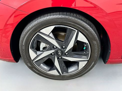 Certified 2023 Hyundai Elantra Limited w/ Cargo Package FWD image 31