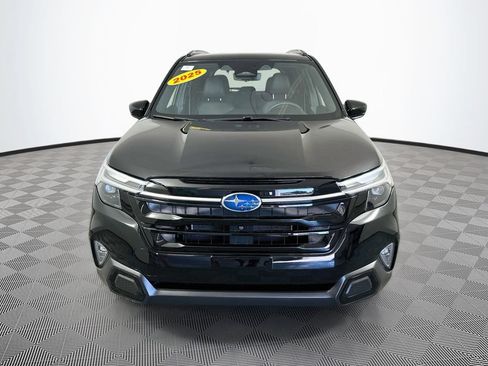Used 2025 Subaru Forester Touring AWD/4WD image 4