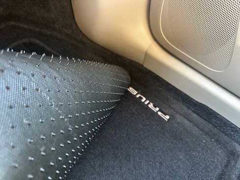 Used 2015 Toyota Prius Persona Series image 11