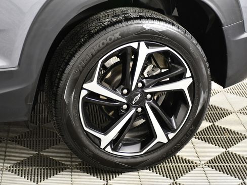 Used 2021 Chevrolet TrailBlazer RS w/ Sun and Liftgate Package image 52