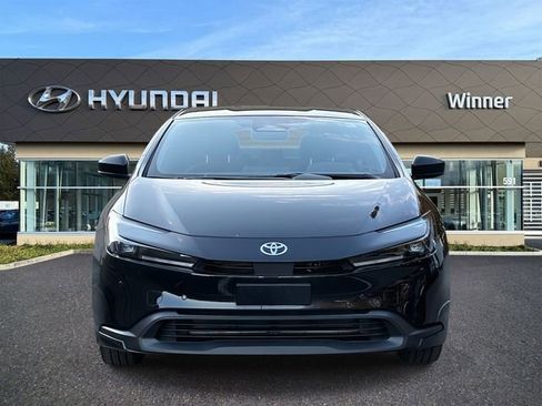 Used 2025 Toyota Prius LE image 7