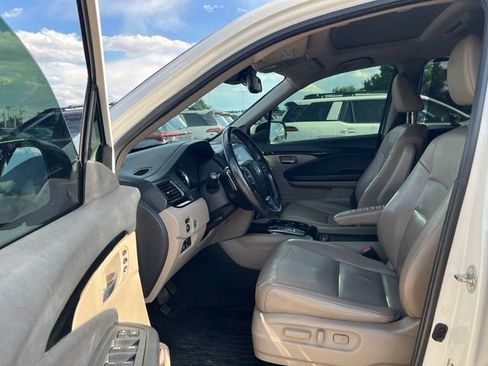 Used 2016 Honda Pilot Touring image 27