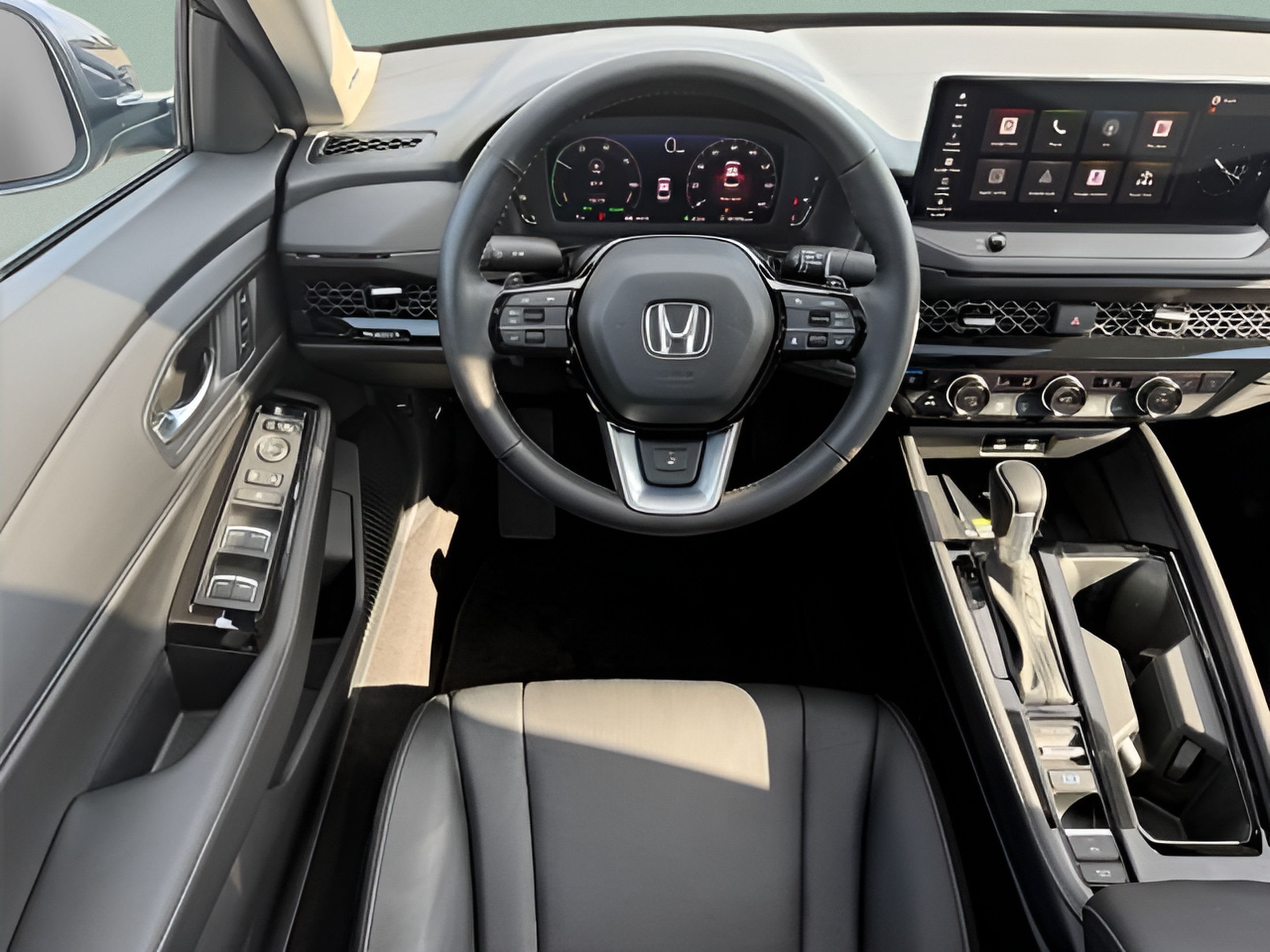 Used 2025 Honda Accord Touring image 11