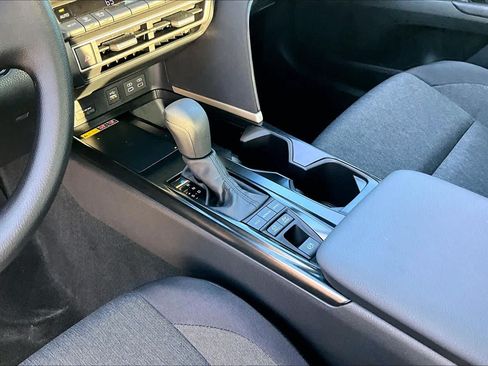 Used 2026 Toyota Camry LE w/ Convenience Package FWD image 16
