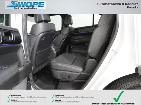 Certified 2024 Hyundai Santa Fe Calligraphy AWD/4WD image 12