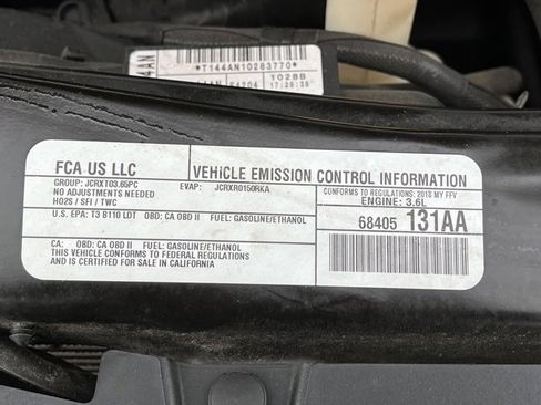 Used 2018 Dodge Grand Caravan SXT image 33