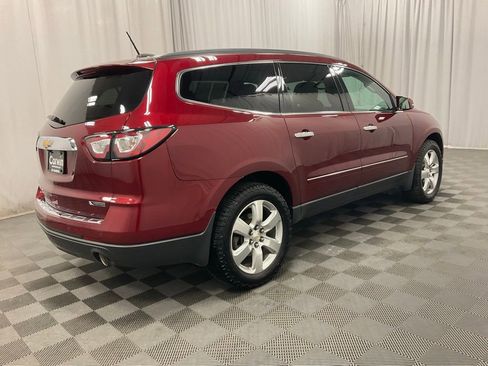 Used 2017 Chevrolet Traverse Premier image 2