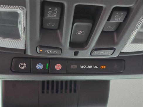 Used 2024 GMC Sierra 3500 Denali Ultimate image 16