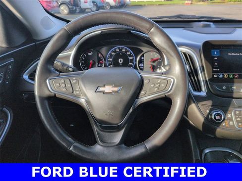 Used 2020 Chevrolet Malibu Premier image 14