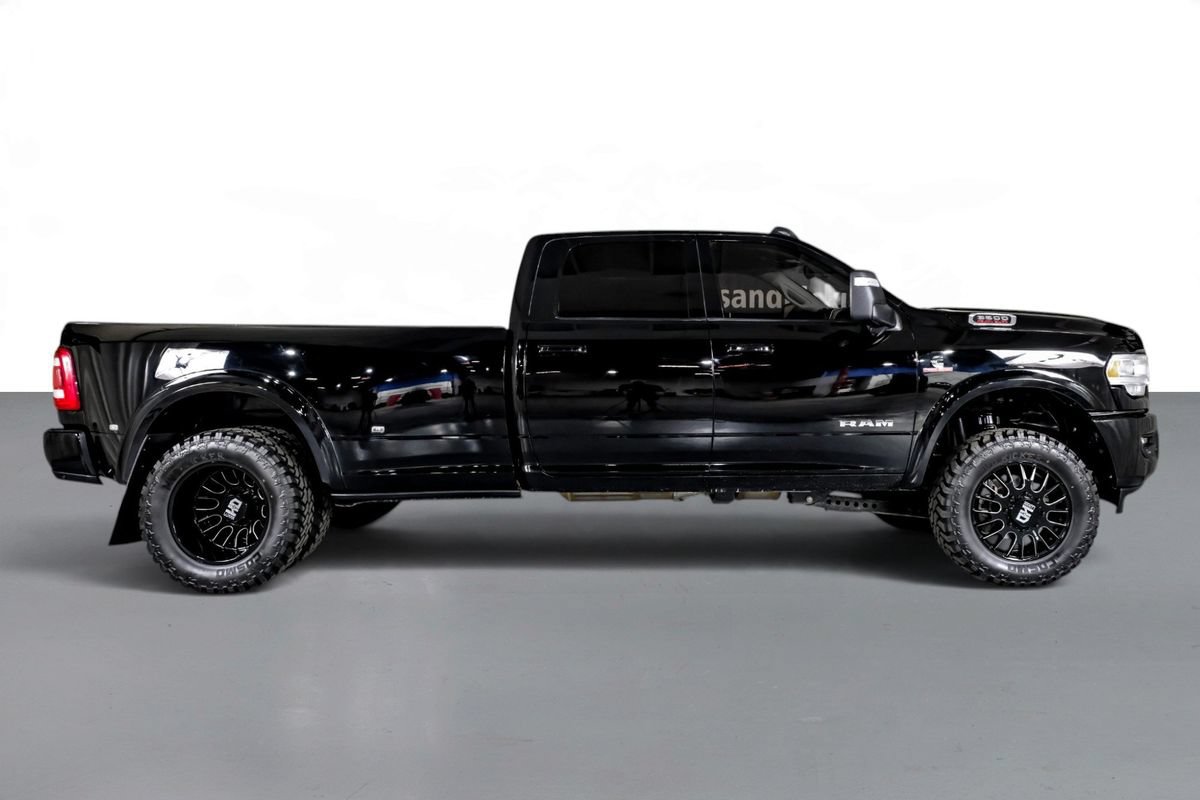 Used 2024 RAM 3500 Laramie w/ Towing Technology Group AWD/4WD image 6
