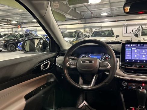 Used 2022 Jeep Compass Limited AWD/4WD image 27