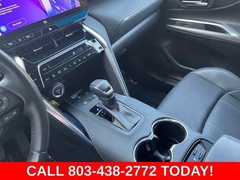 Used 2023 Toyota Venza Limited AWD/4WD image 23