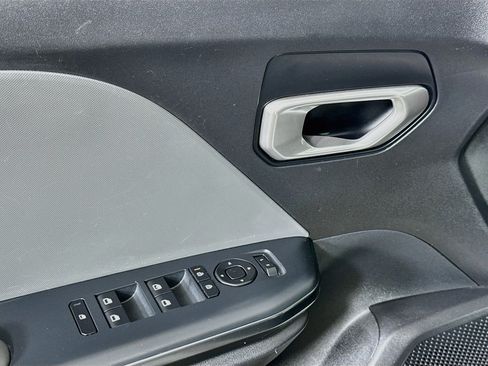 Used 2025 Kia K4 FWD image 15