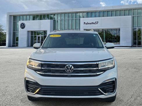 Used 2023 Volkswagen Atlas SEL Premium image 2