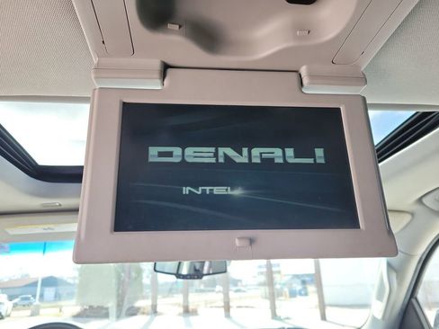 Certified 2018 GMC Yukon Denali w/ Denali Ultimate Package image 17