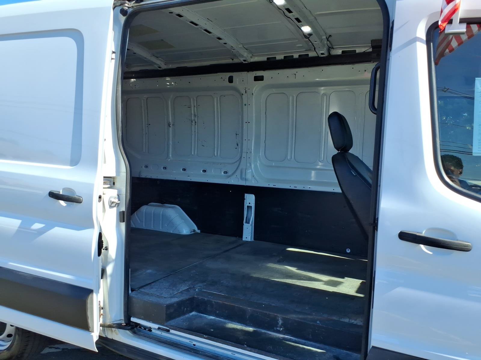 Used 2020 Ford Transit 250 Medium Roof w/ Load Area Protection Package RWD image 11