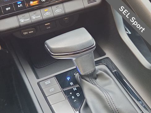 Certified 2025 Hyundai Elantra Sport FWD image 21