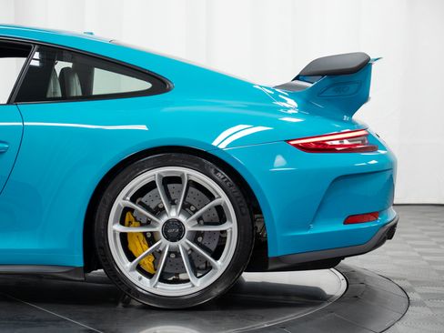 Used 2018 Porsche 911 GT3 RWD image 40