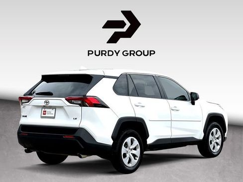 Used 2024 Toyota RAV4 LE FWD image 8
