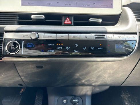 Used 2024 Hyundai Ioniq 5 SE RWD image 16