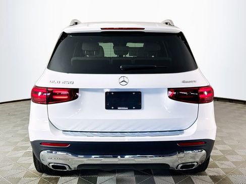 New 2026 Mercedes-Benz GLB 250 4MATIC image 6