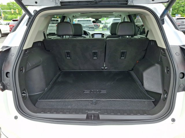 Used 2022 GMC Terrain Denali w/ Denali Premium Package AWD/4WD image 35