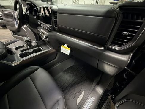 New 2026 GMC Sierra 1500 SLT w/ SLT Premium Plus Package image 29