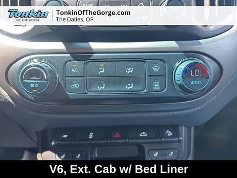 Used 2016 Chevrolet Colorado Z71 AWD/4WD image 20