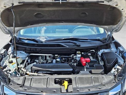 Used 2024 Nissan Rogue S AWD/4WD image 22