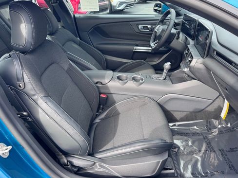 New 2026 Ford Mustang Coupe image 24