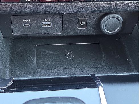 Used 2024 Mitsubishi Outlander SE image 19