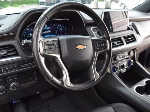 Used 2022 Chevrolet Suburban LT RWD image 63
